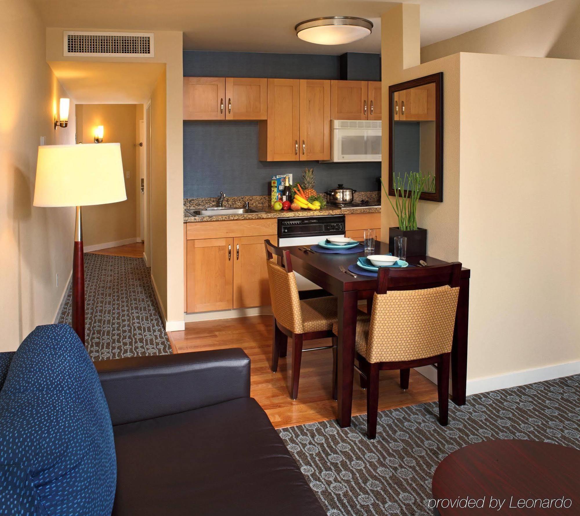 Homewood Suites By Hilton-Seattle Convention Center-Pike Street Екстериор снимка